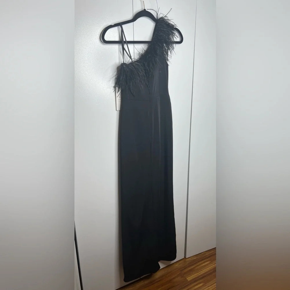 Mac Duggal - ONE SHOULDER FEATHER TRIM BLACK GOWN - size 0- NWT $498 - Picture 7 of 8